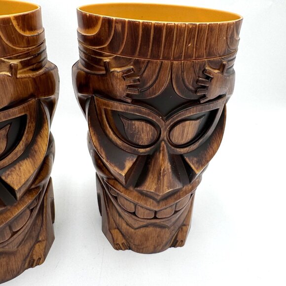 Universal Studios Tiki Mug Cup Tall Plastic Brown souvenir Whirly-DrinkWorks! Se - Picture 3 of 12